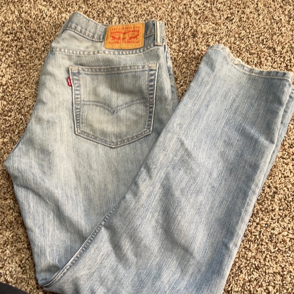 Men’s Levi jeans size 36x32 - Picture 2 of 3